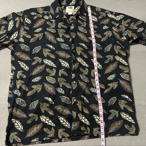 Vintage Avi Collection by Kahala Hawaiian Leaf all over print Shirt - Size L - Picture 7 of 7